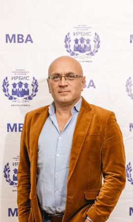 Дмитрий Анпилогов — Директор, Лагуна Тур